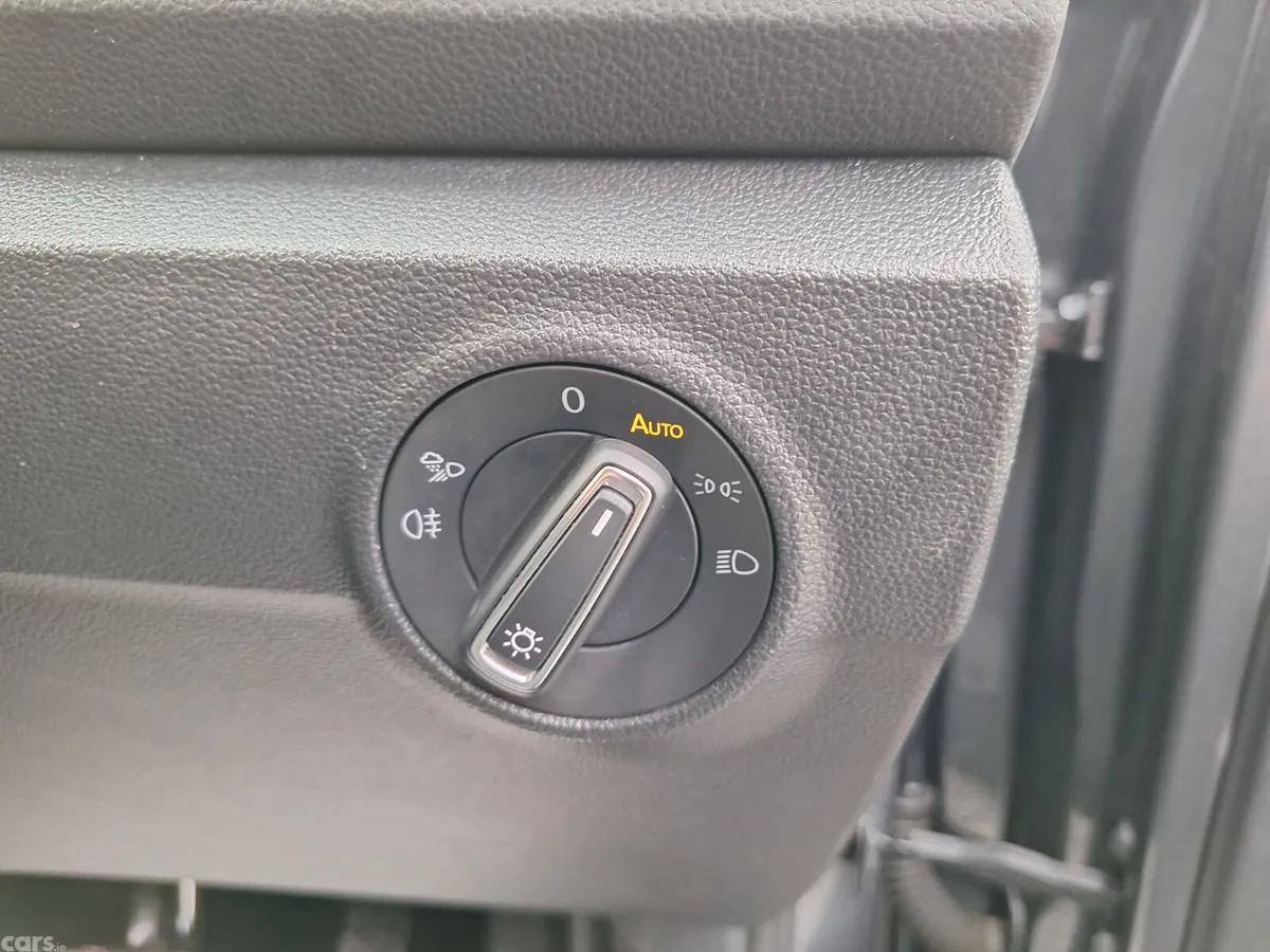 Volkswagen T-Roc SUV, Petrol, 2023, Grey