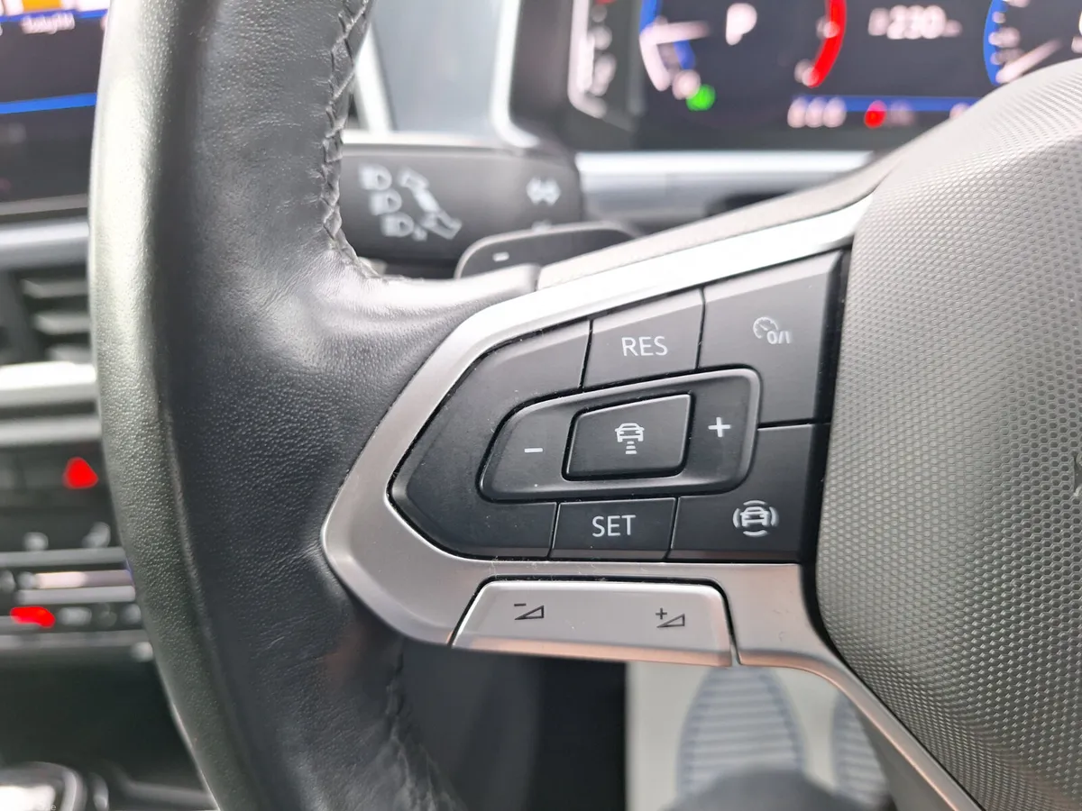 Volkswagen T-Roc SUV, Petrol, 2023, Grey
