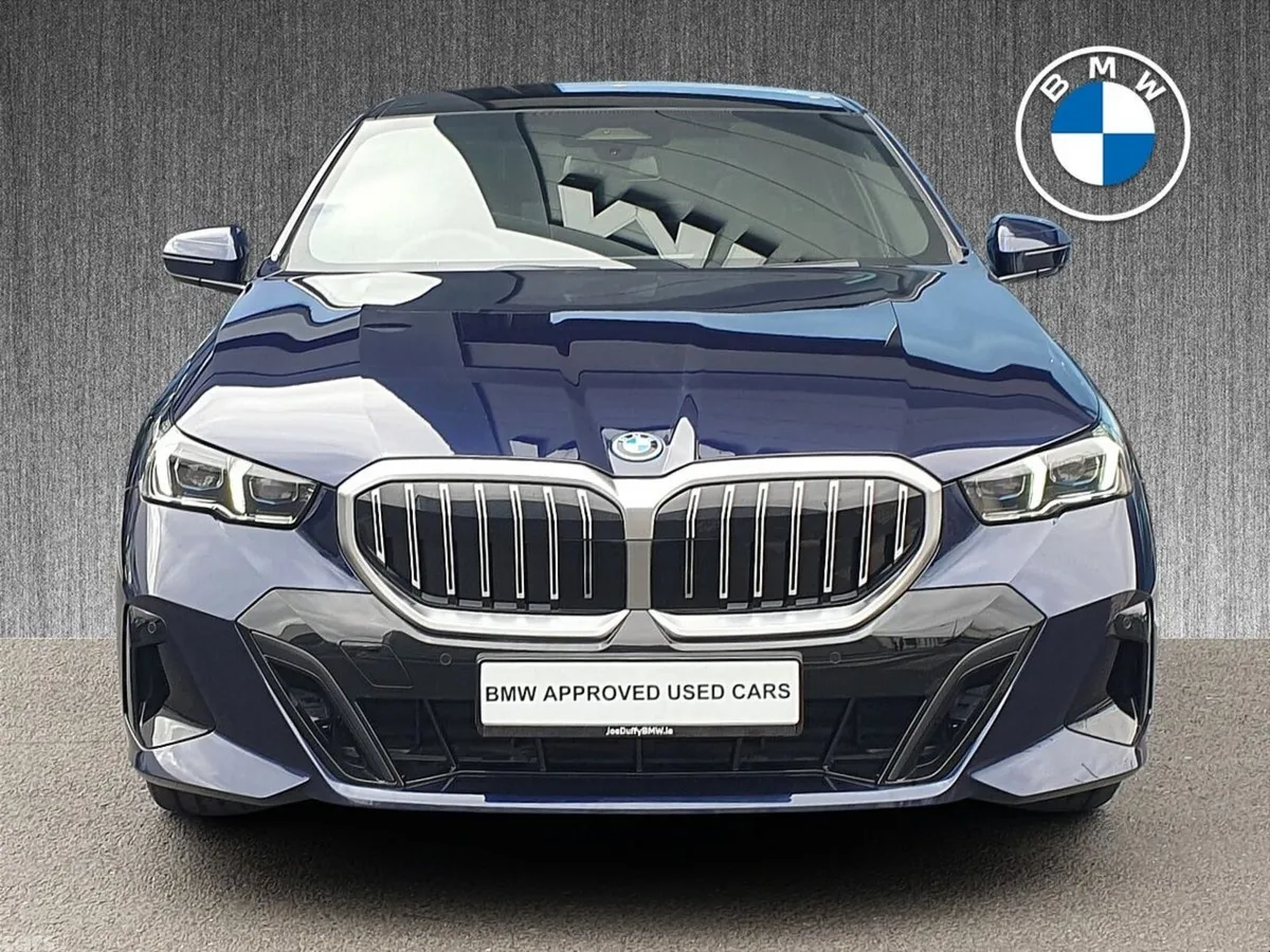 BMW 5-Series Saloon, Petrol Plug-in Hybrid, 2026, Blue