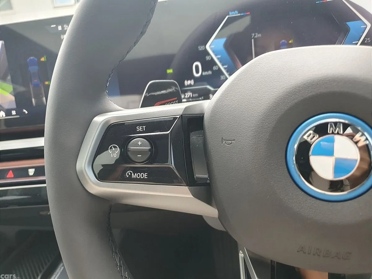 BMW 5-Series Saloon, Petrol Plug-in Hybrid, 2026, Blue