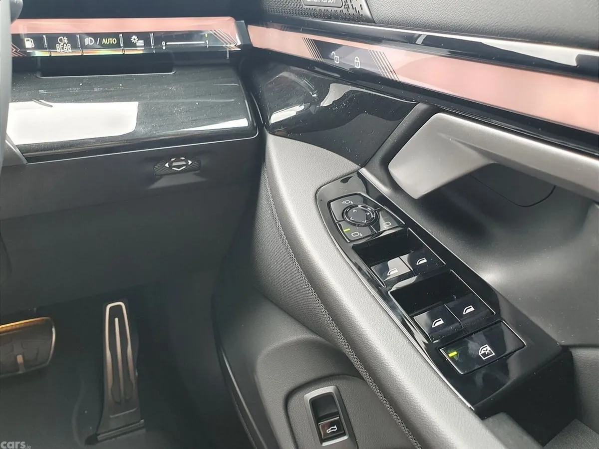 BMW 5-Series Saloon, Petrol Plug-in Hybrid, 2026, Blue