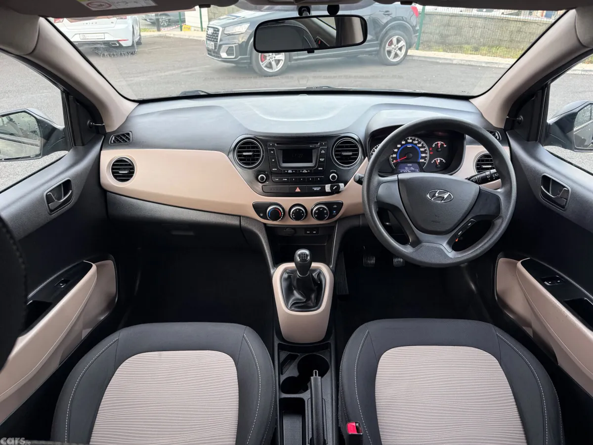 Hyundai i10 Hatchback, Petrol, 2016, Black