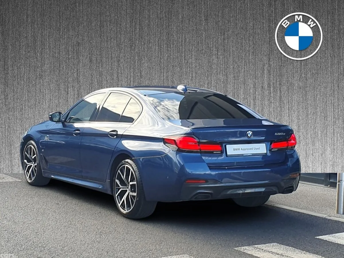BMW 5-Series Saloon, Petrol Plug-in Hybrid, 2021, Blue