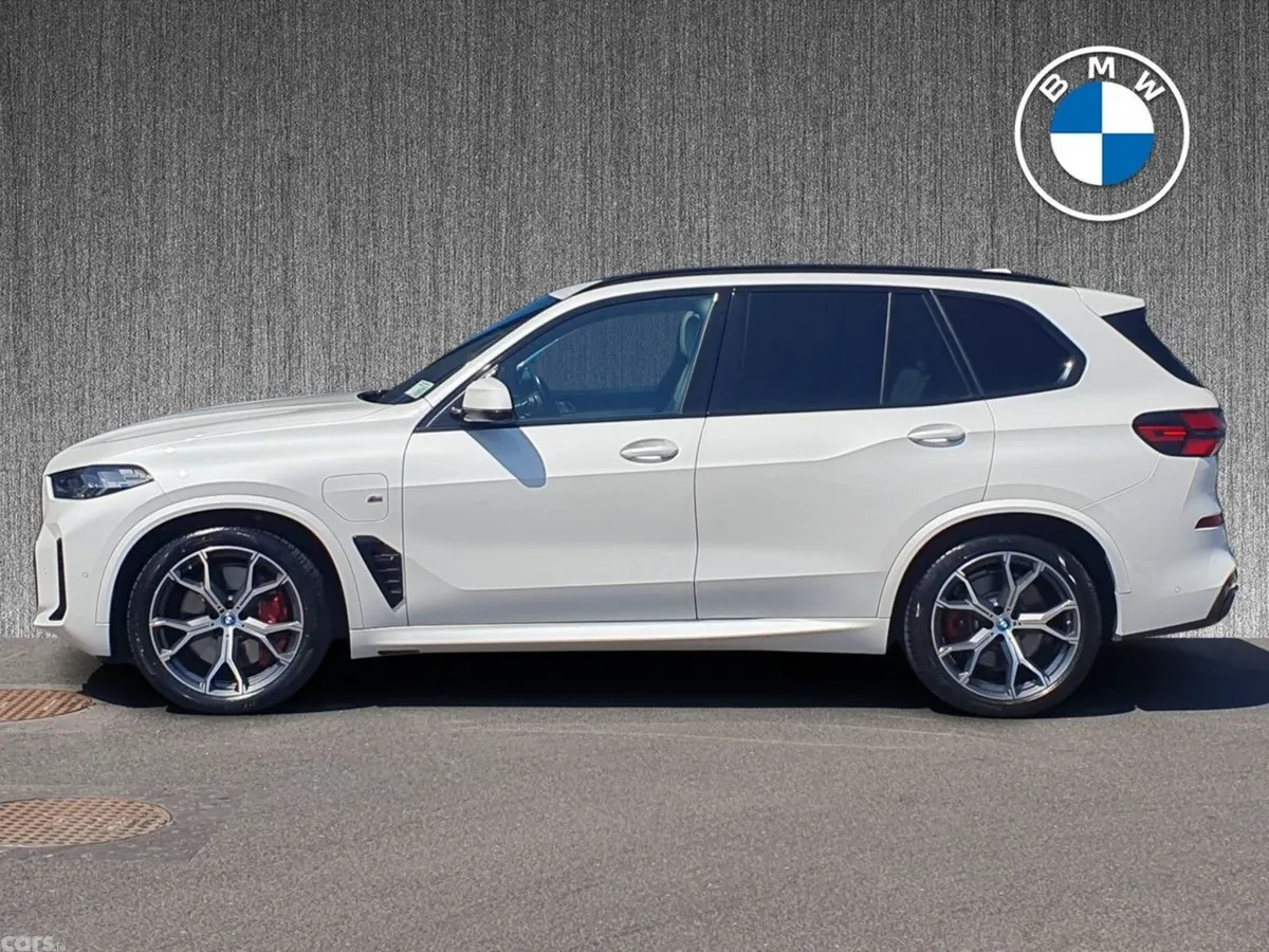 BMW X5 SUV, Petrol Plug-in Hybrid, 2023, White