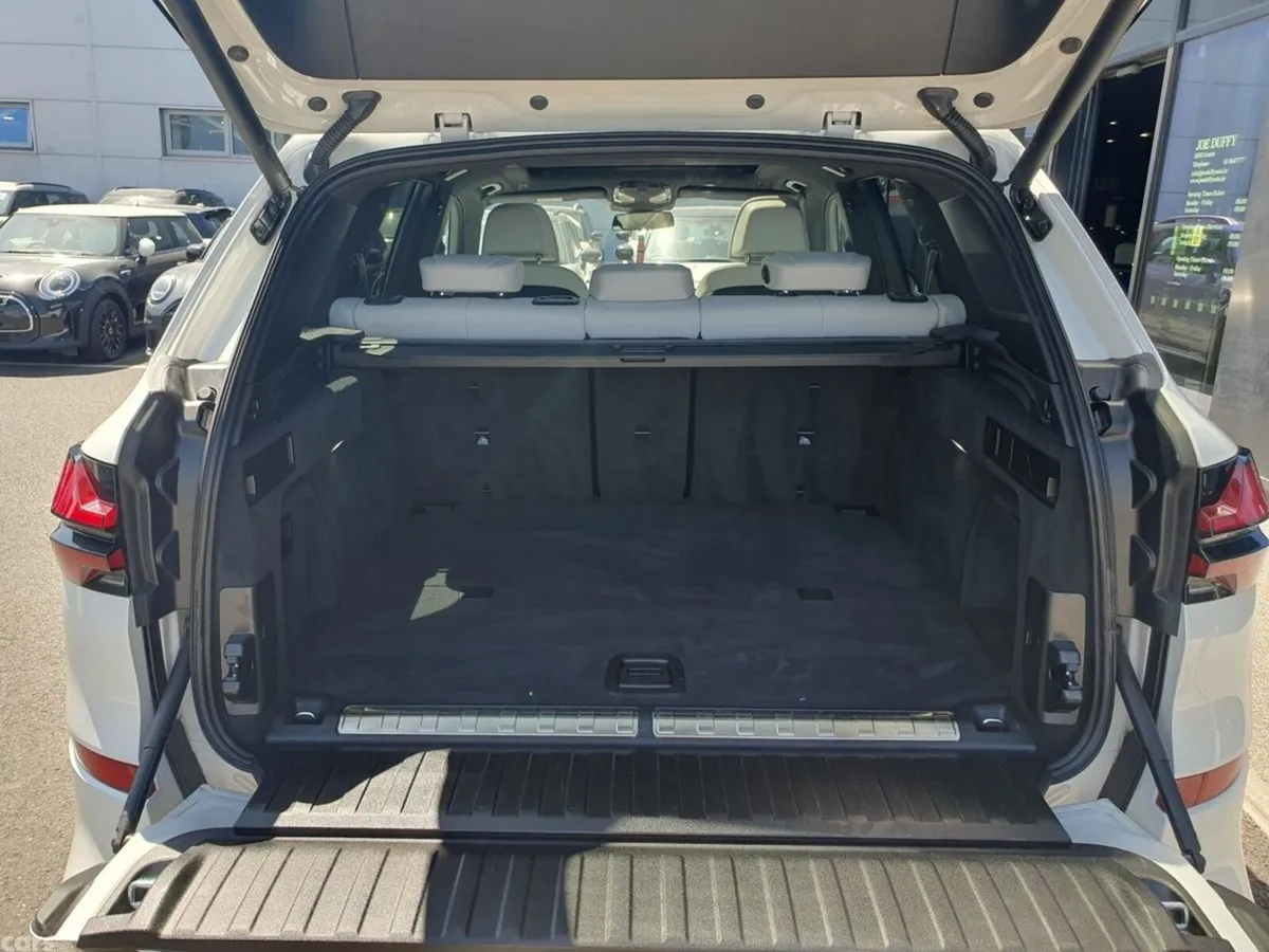 BMW X5 SUV, Petrol Plug-in Hybrid, 2023, White