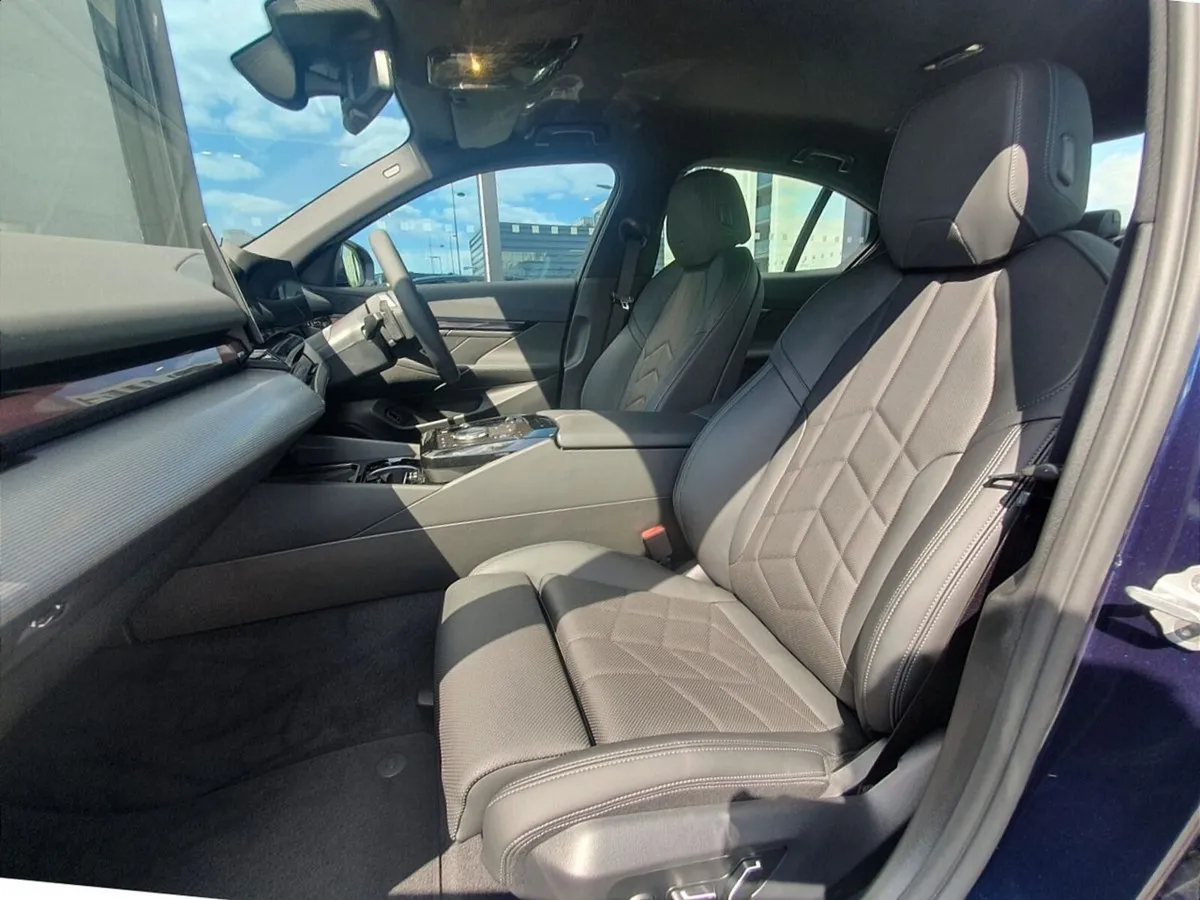 BMW 5-Series Saloon, Petrol Plug-in Hybrid, 2026, Blue