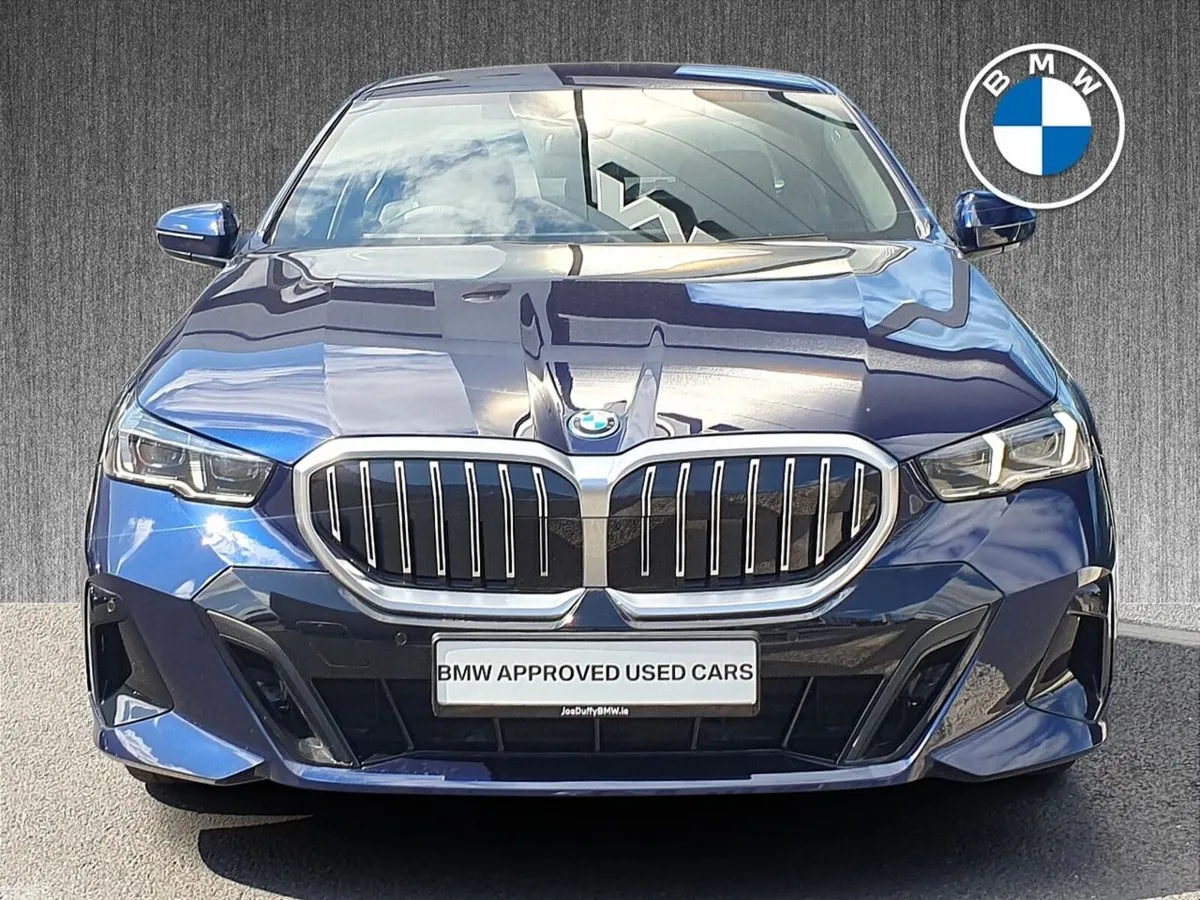 BMW 5-Series Saloon, Petrol Plug-in Hybrid, 2026, Blue