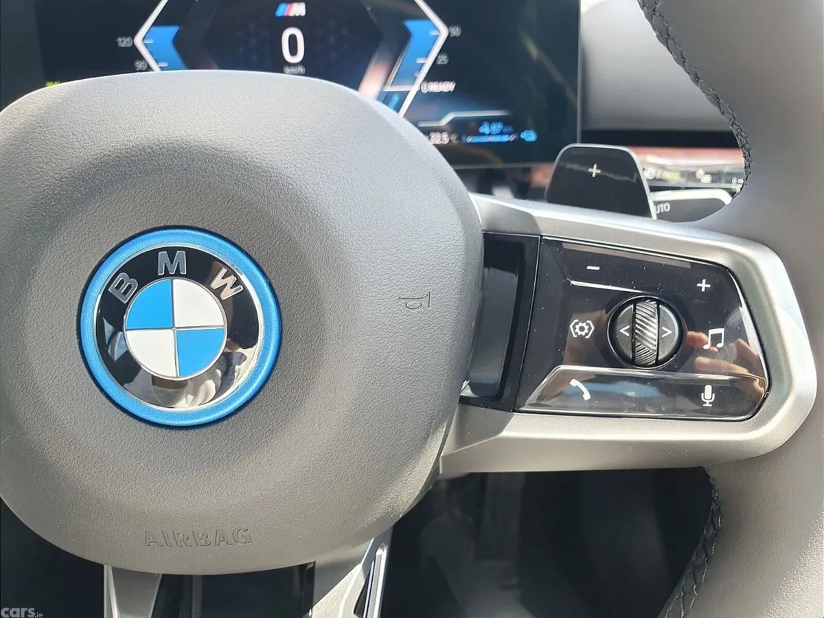 BMW 5-Series Saloon, Petrol Plug-in Hybrid, 2026, Blue