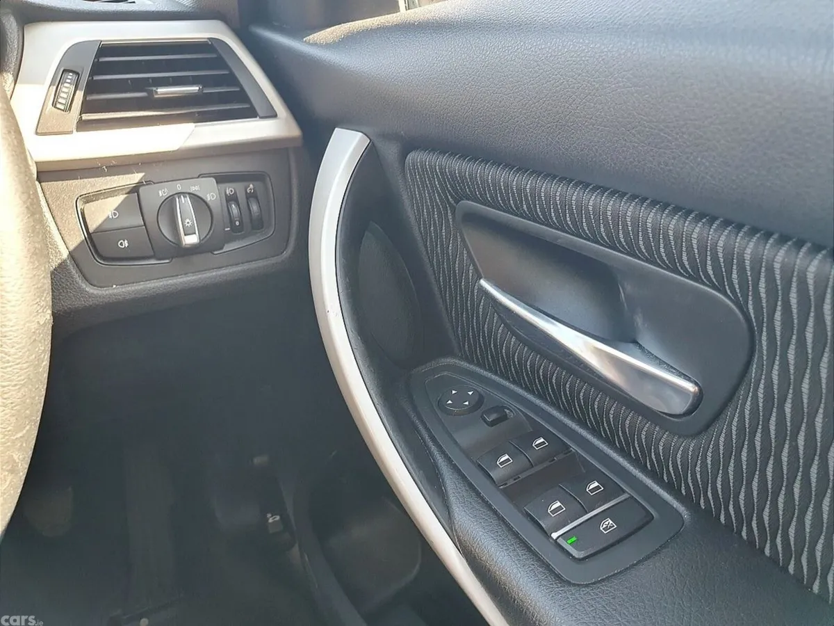 BMW 3-Series Estate, Diesel, 2019, Grey