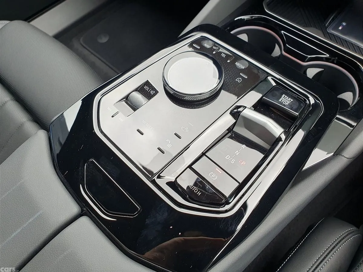 BMW 5-Series Saloon, Petrol Plug-in Hybrid, 2026, Grey