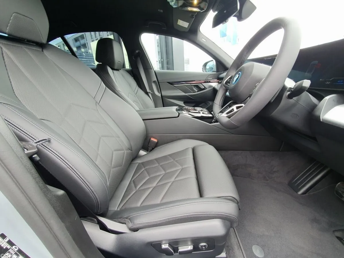 BMW 5-Series Saloon, Petrol Plug-in Hybrid, 2026, Grey