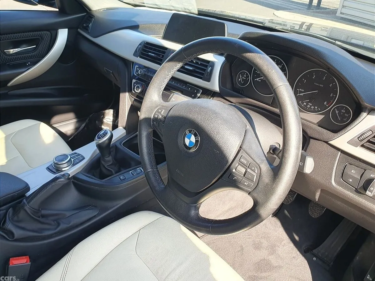BMW 3-Series Estate, Diesel, 2019, Grey
