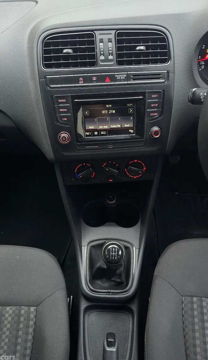 Volkswagen Polo Hatchback, Petrol, 2014, Grey
