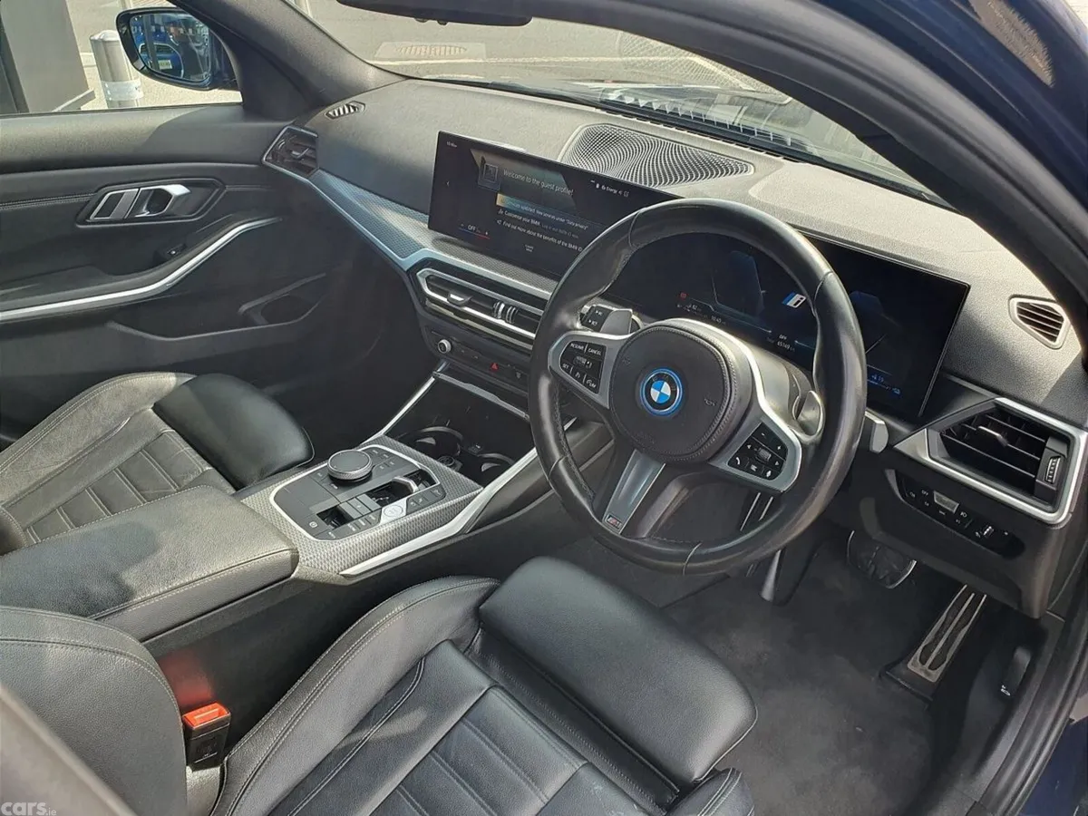 BMW 3-Series Saloon, Petrol Plug-in Hybrid, 2023, Blue