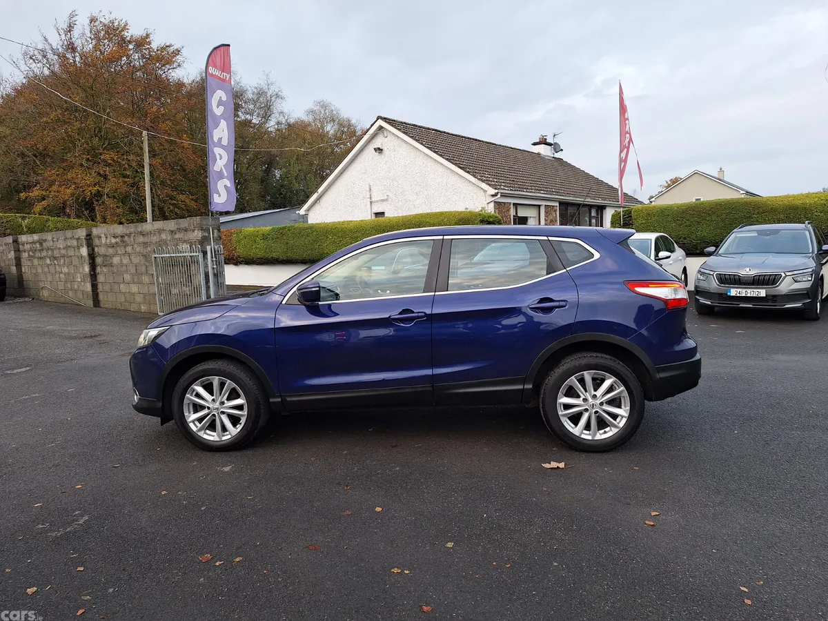 Nissan Qashqai SUV, Diesel, 2017, Blue