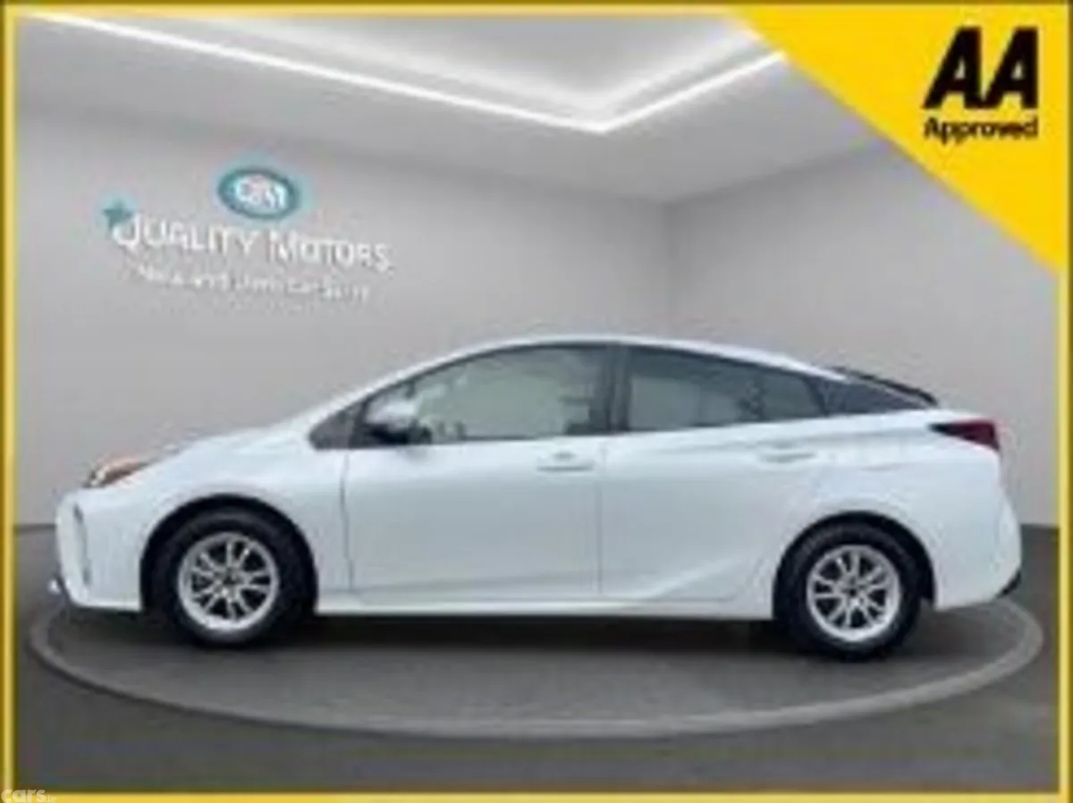 Toyota Prius Hatchback, Petrol Hybrid, 2022, White