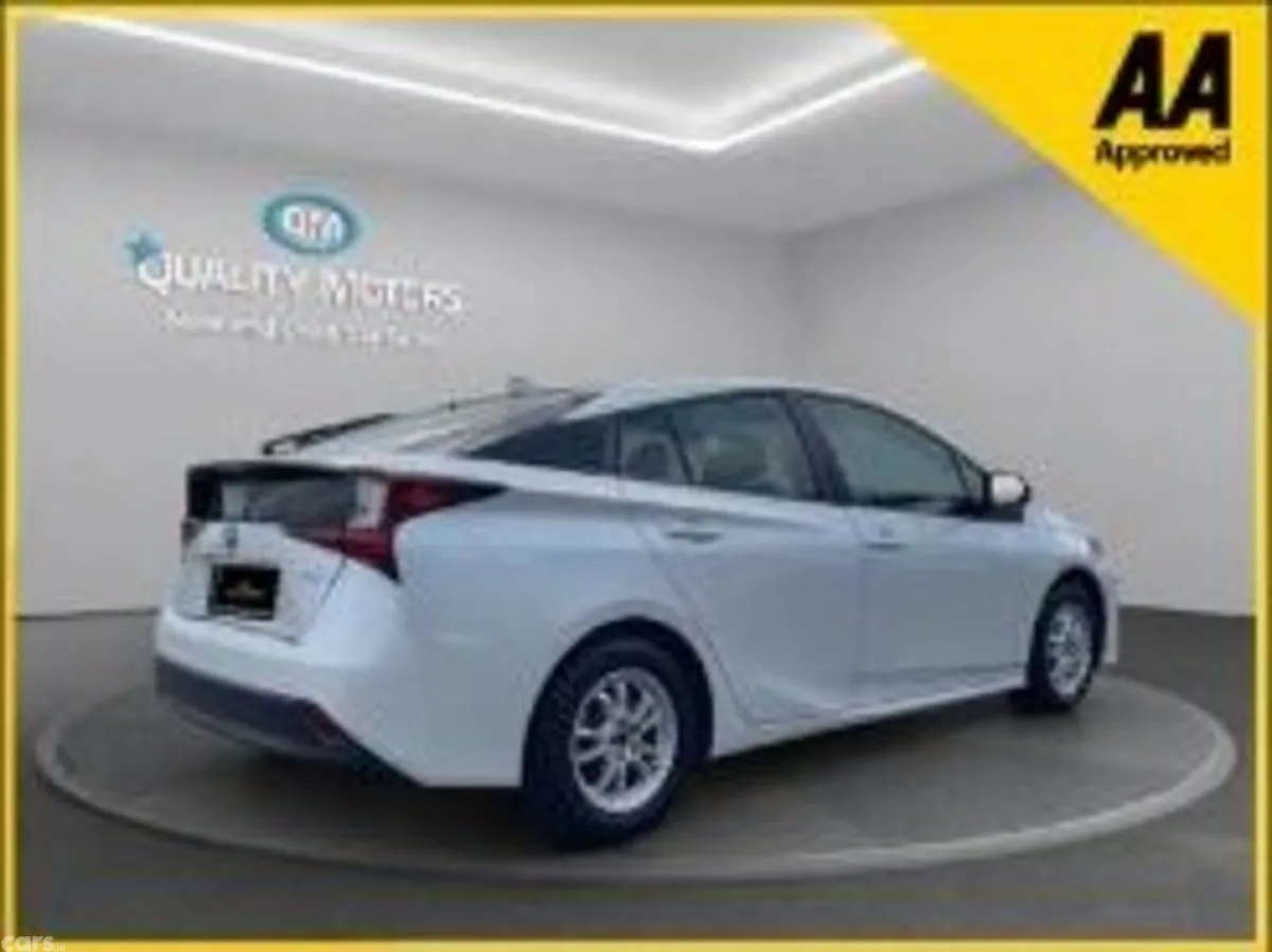 Toyota Prius Hatchback, Petrol Hybrid, 2022, White