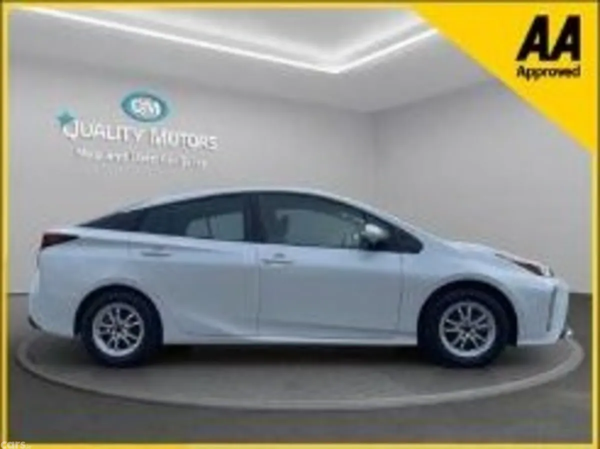 Toyota Prius Hatchback, Petrol Hybrid, 2022, White