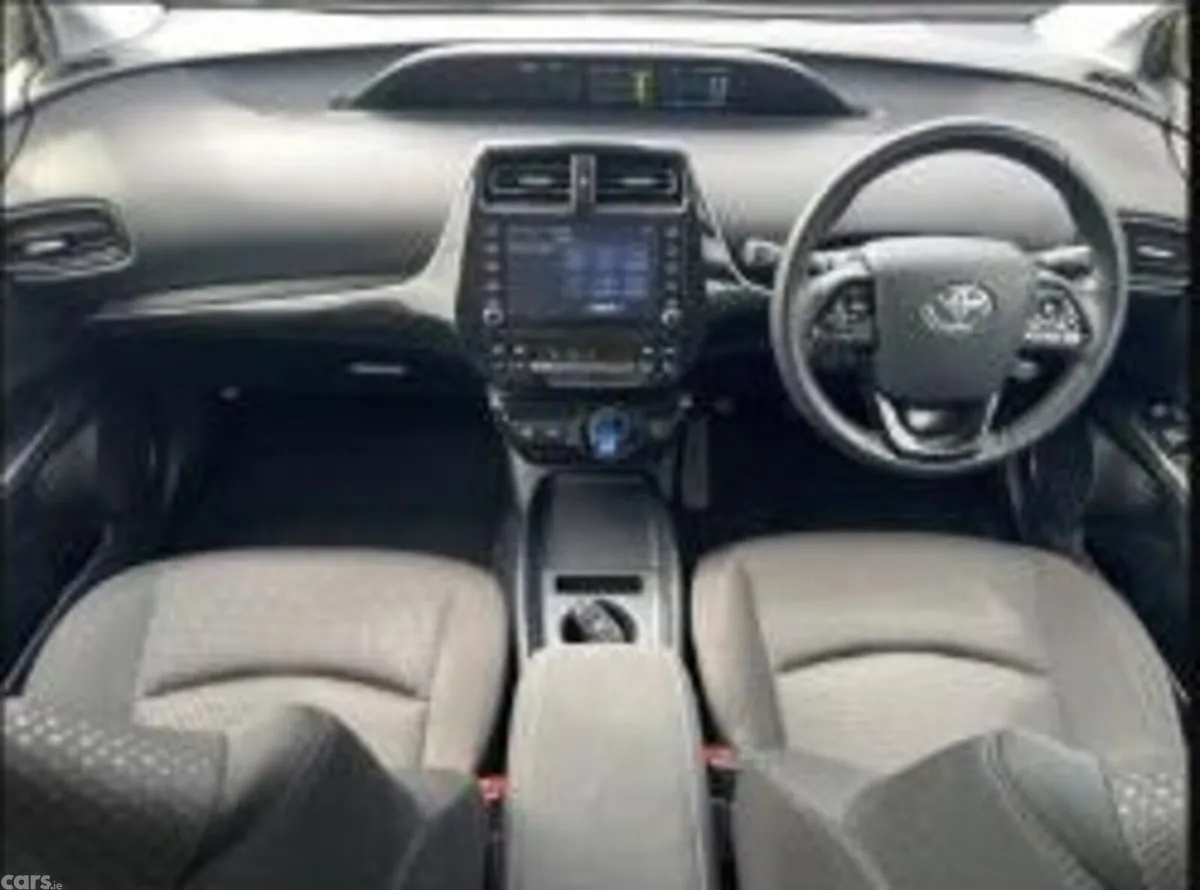 Toyota Prius Hatchback, Petrol Hybrid, 2022, White