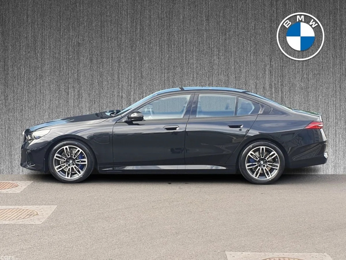 BMW 5-Series Saloon, Petrol Plug-in Hybrid, 2026, Black