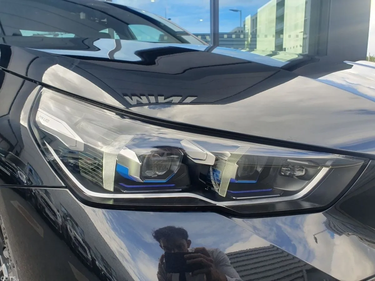 BMW 5-Series Saloon, Petrol Plug-in Hybrid, 2026, Black