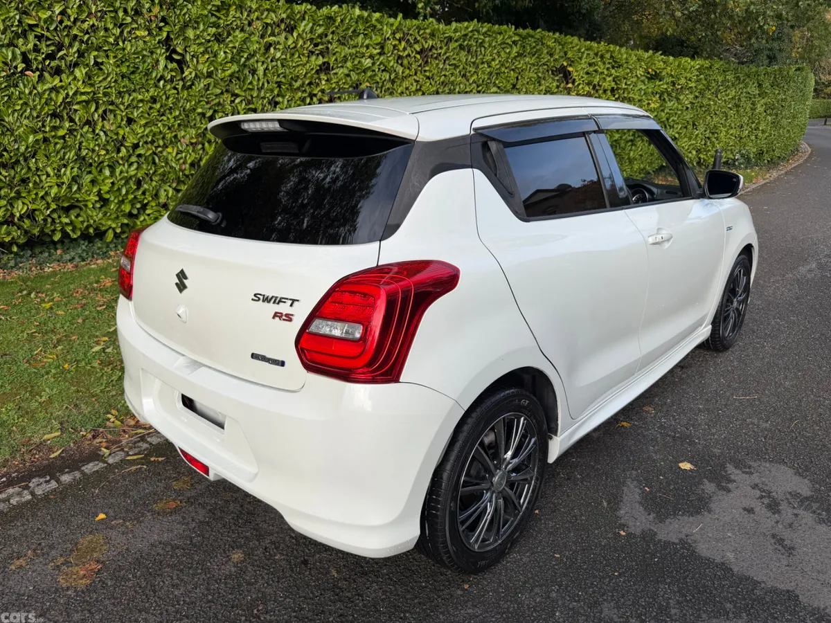 Suzuki Swift Hatchback, Petrol Hybrid, 2017, White