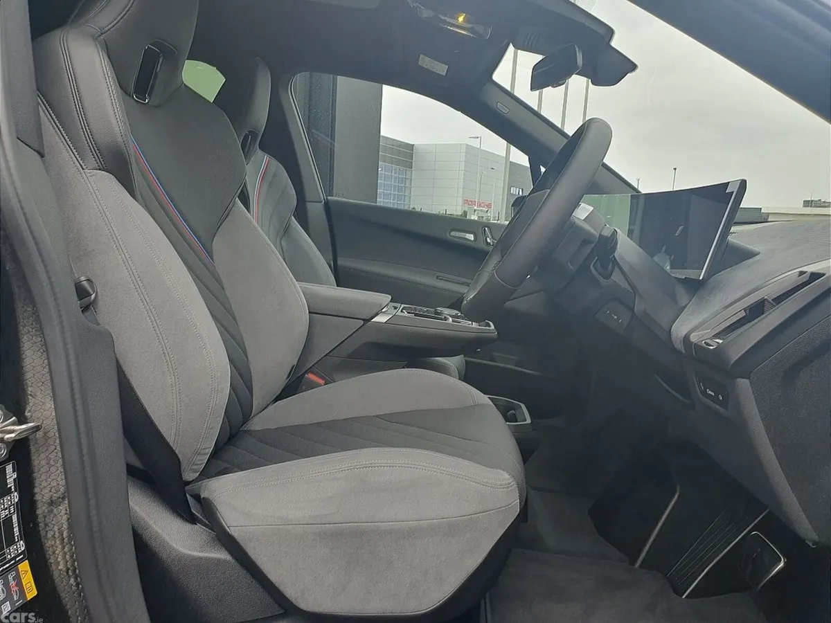BMW iX SUV, Electric, 2025, Blue