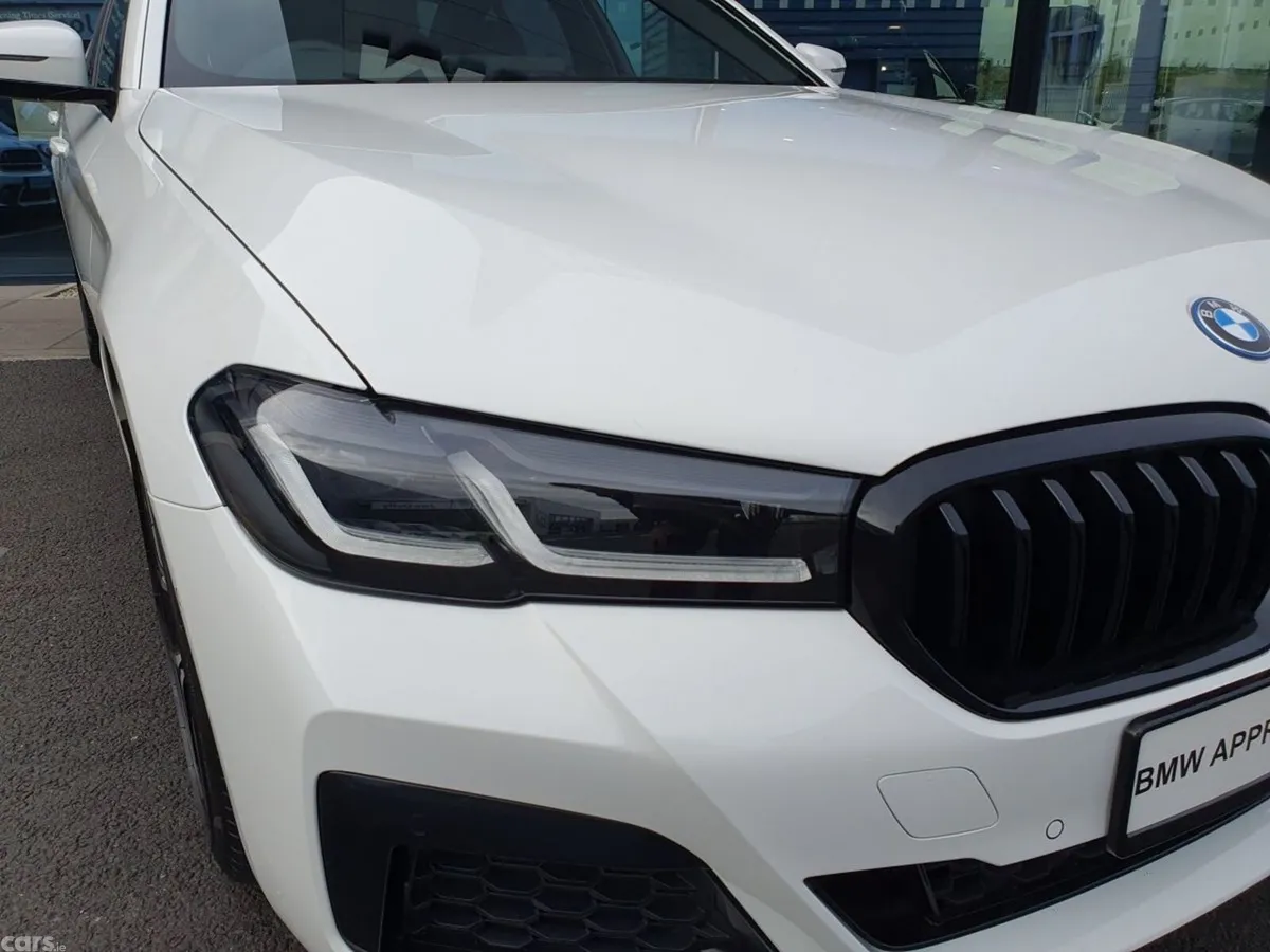 BMW 5-Series Saloon, Petrol Plug-in Hybrid, 2022, White