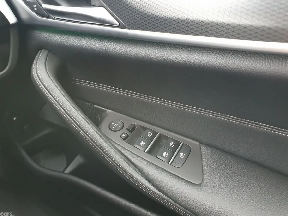 BMW 5-Series Saloon, Petrol Plug-in Hybrid, 2022, White