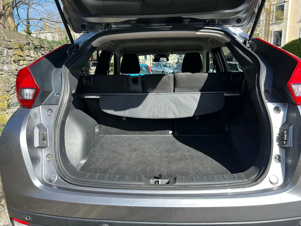 Mitsubishi Eclipse Cross MPV, Petrol, 2019, Grey
