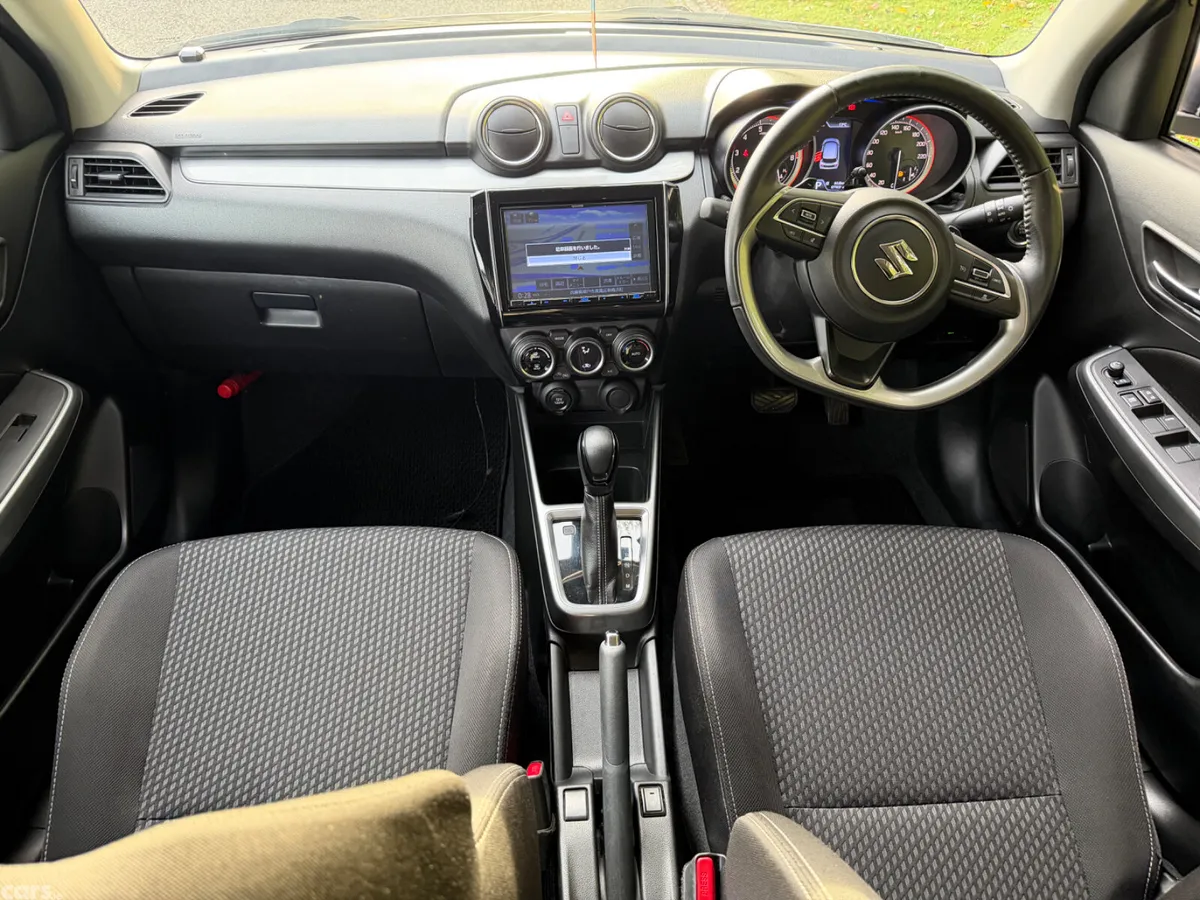 Suzuki Swift Hatchback, Petrol Hybrid, 2019, White