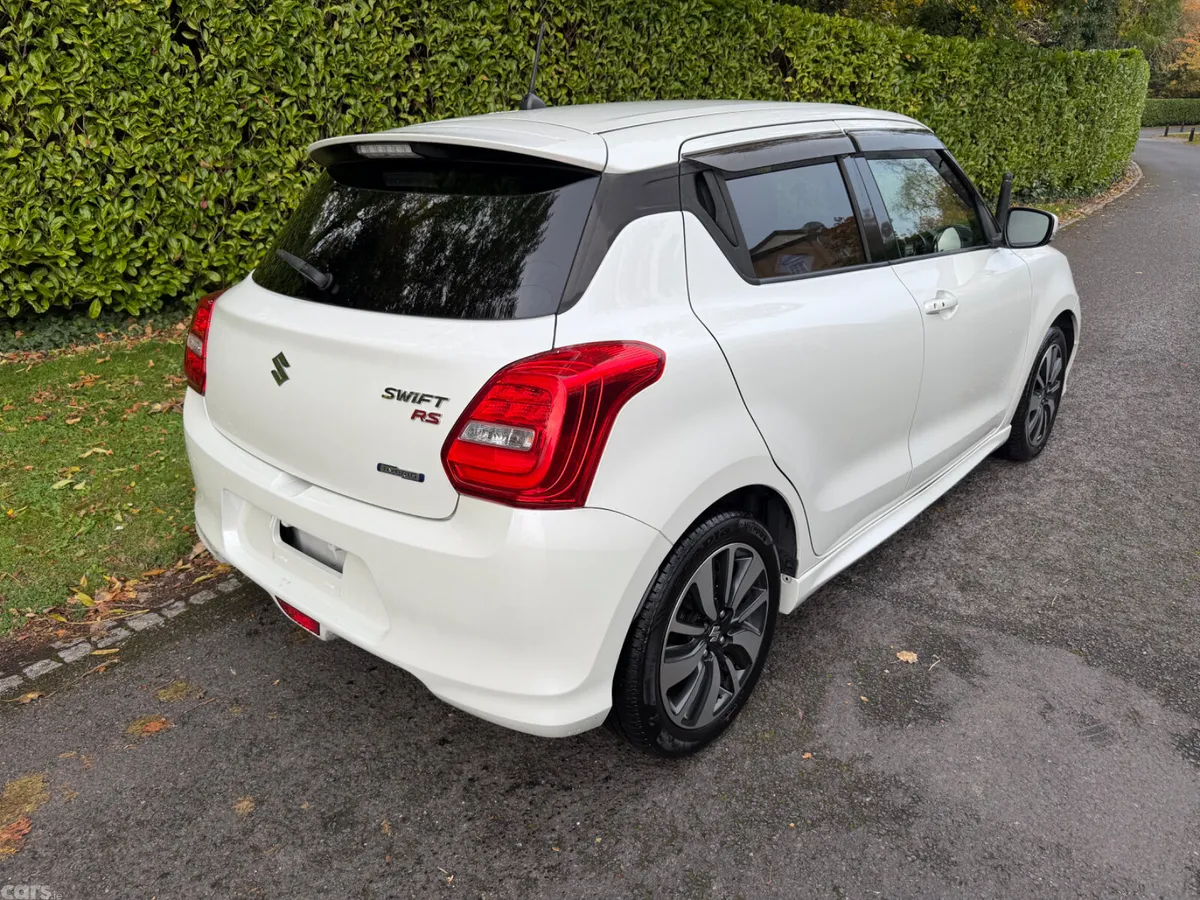 Suzuki Swift Hatchback, Petrol Hybrid, 2017, White