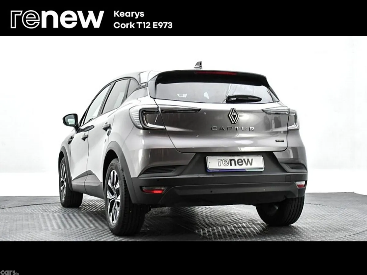 Renault Captur SUV, Petrol Hybrid, 2026, Grey