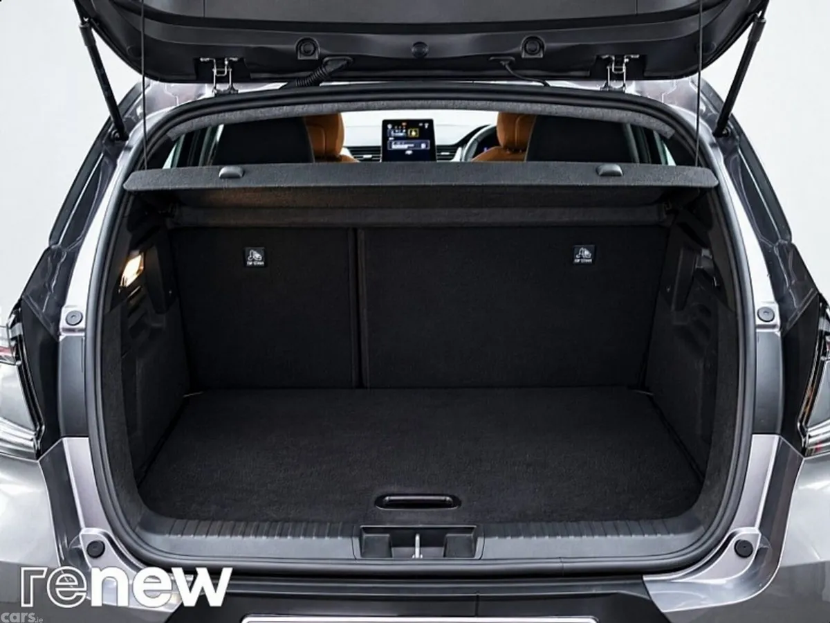 Renault Captur SUV, Petrol Hybrid, 2026, Grey