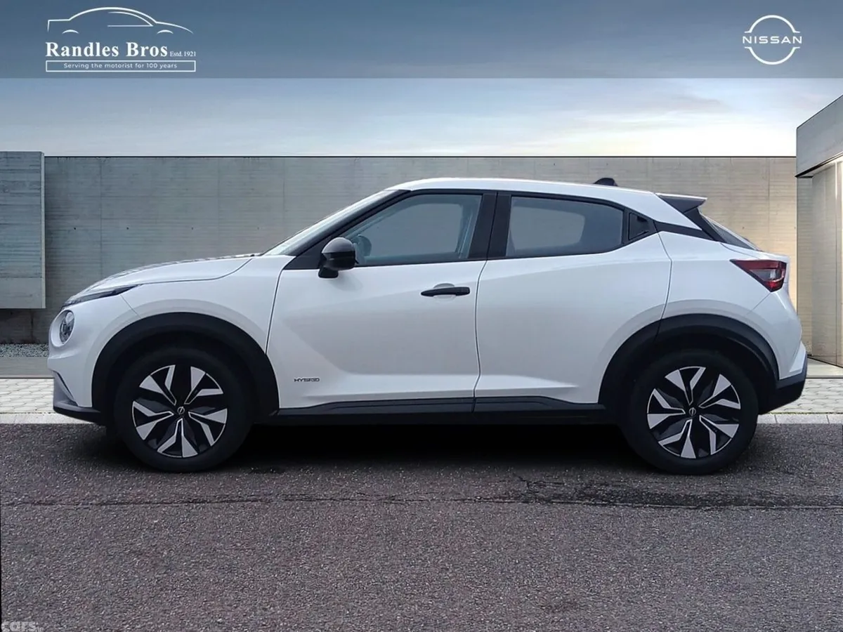 Nissan Juke SUV, Petrol Hybrid, 2026, White