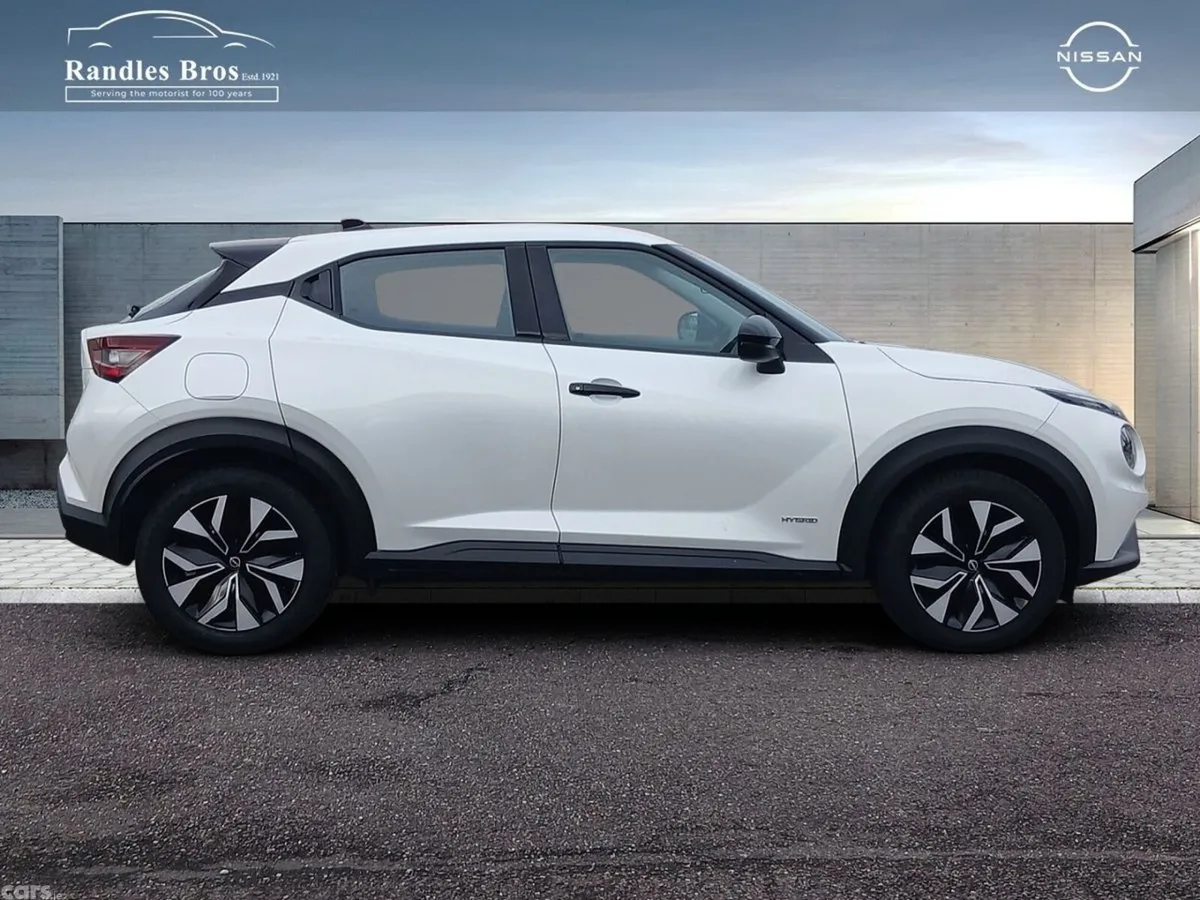 Nissan Juke SUV, Petrol Hybrid, 2026, White