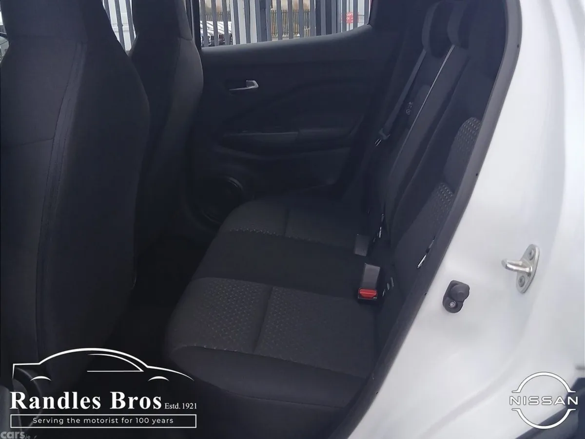 Nissan Juke SUV, Petrol Hybrid, 2026, White