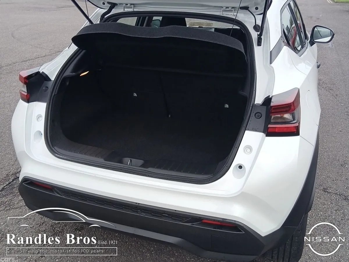Nissan Juke SUV, Petrol Hybrid, 2026, White