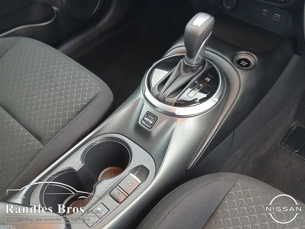 Nissan Juke SUV, Petrol Hybrid, 2026, White