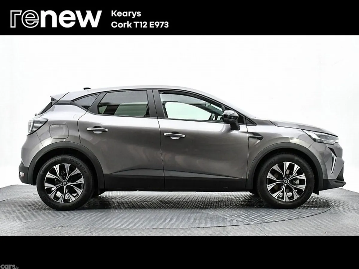 Renault Captur SUV, Petrol Hybrid, 2026, Grey