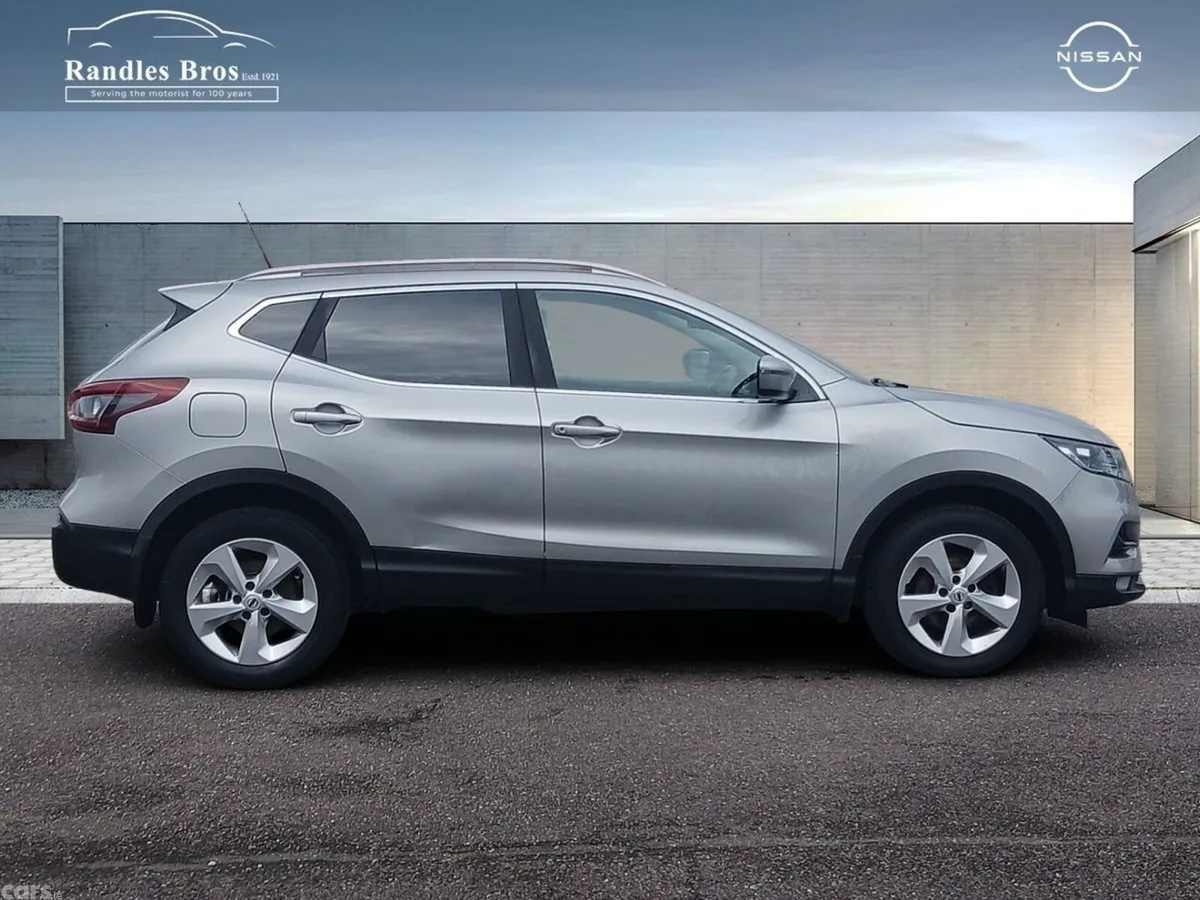 Nissan Qashqai MPV, Petrol, 2020, Grey