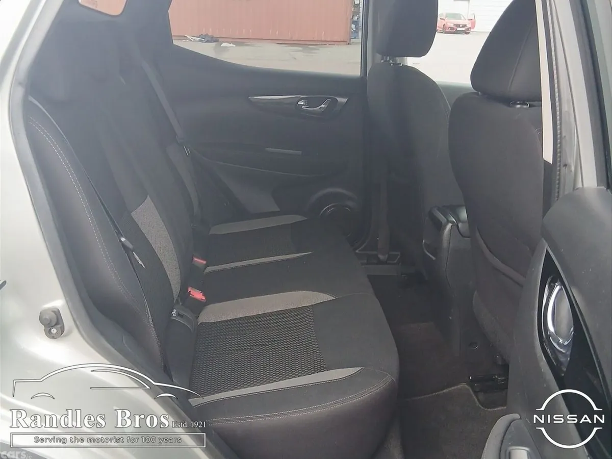 Nissan Qashqai MPV, Petrol, 2020, Grey