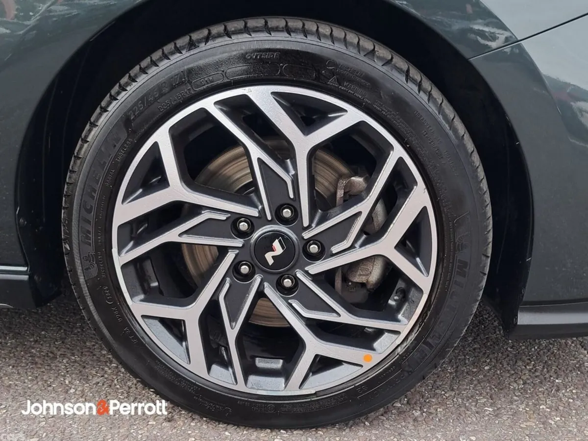 Hyundai i30 Hatchback, Petrol, 2025, Green