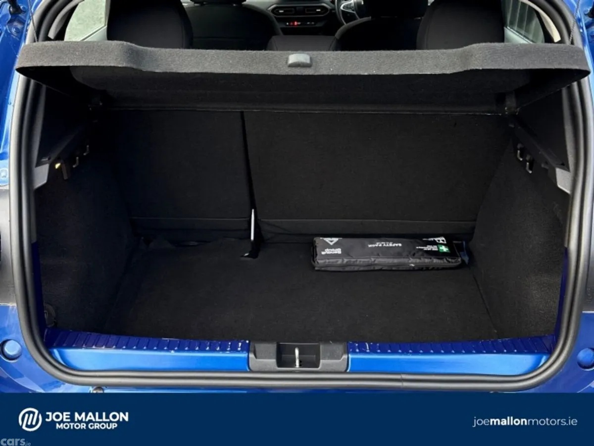 Dacia Sandero Stepway Hatchback, Petrol, 2025, Blue