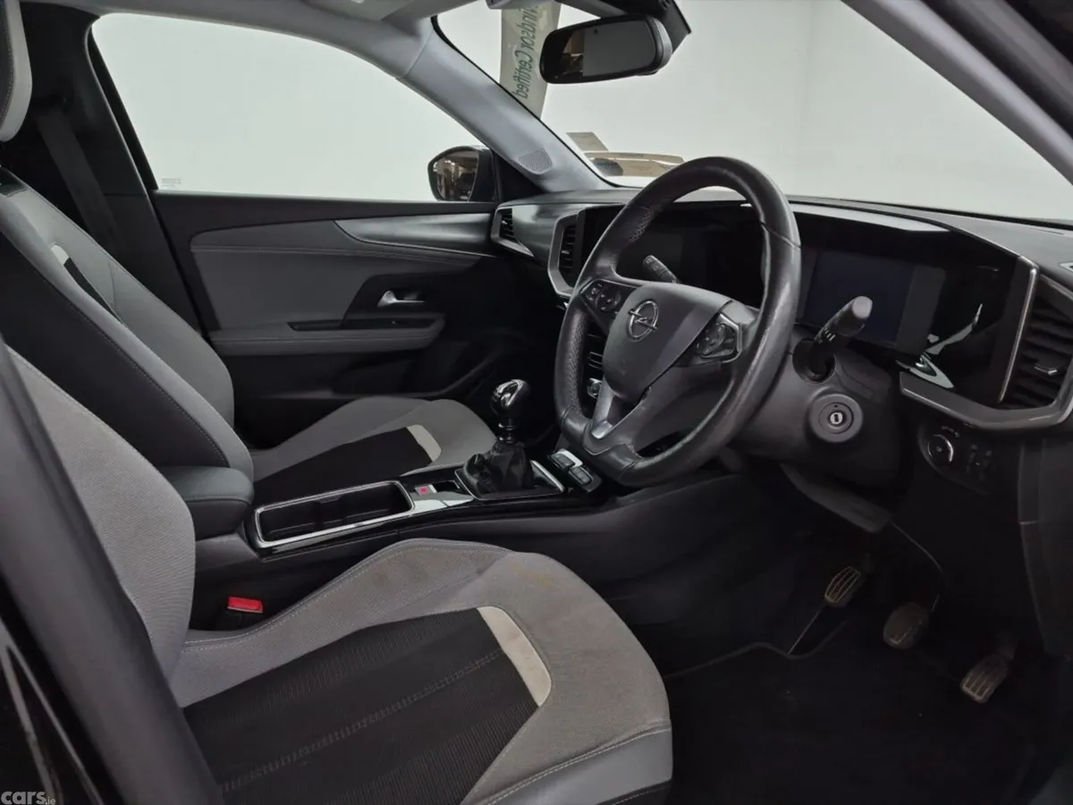Opel Mokka SUV, Petrol, 2023, Black