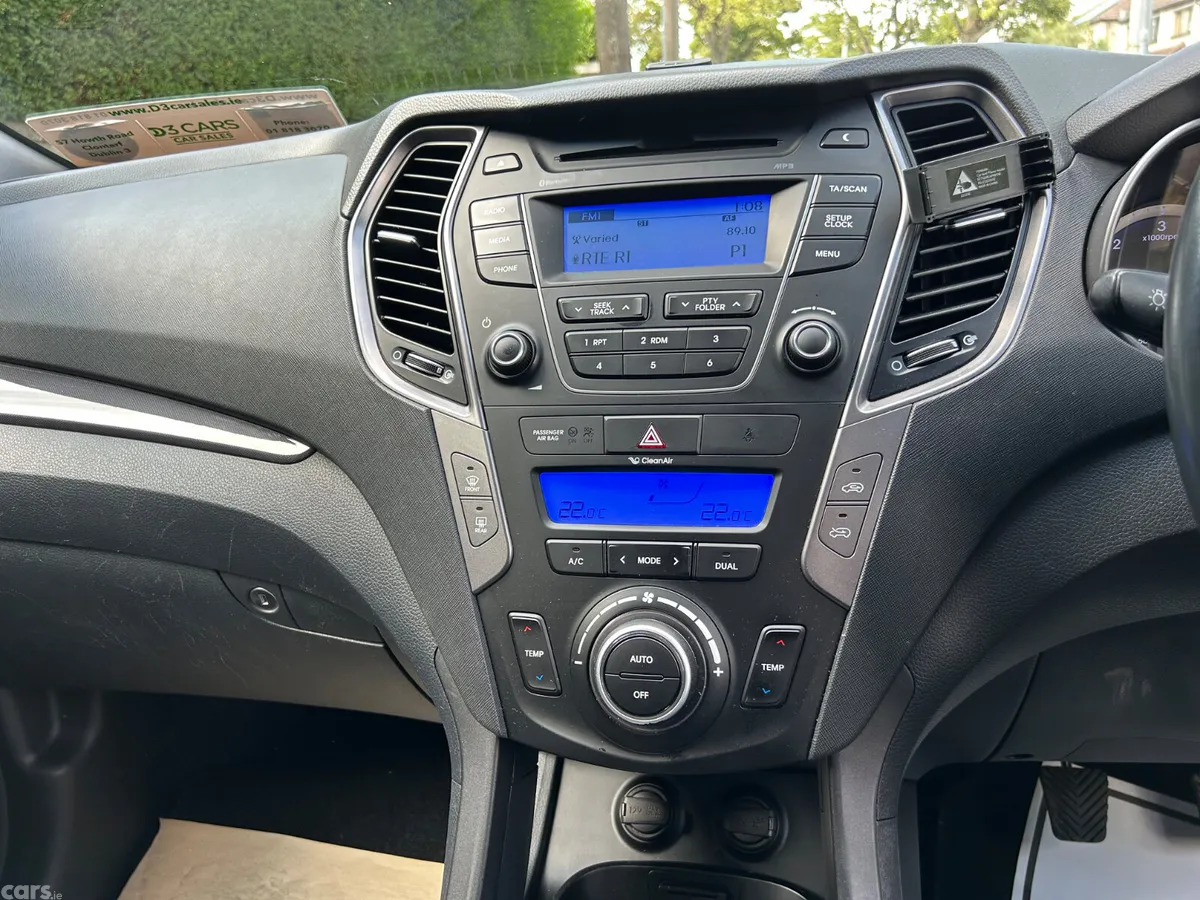 Hyundai Santa Fe SUV, Diesel, 2016, Silver