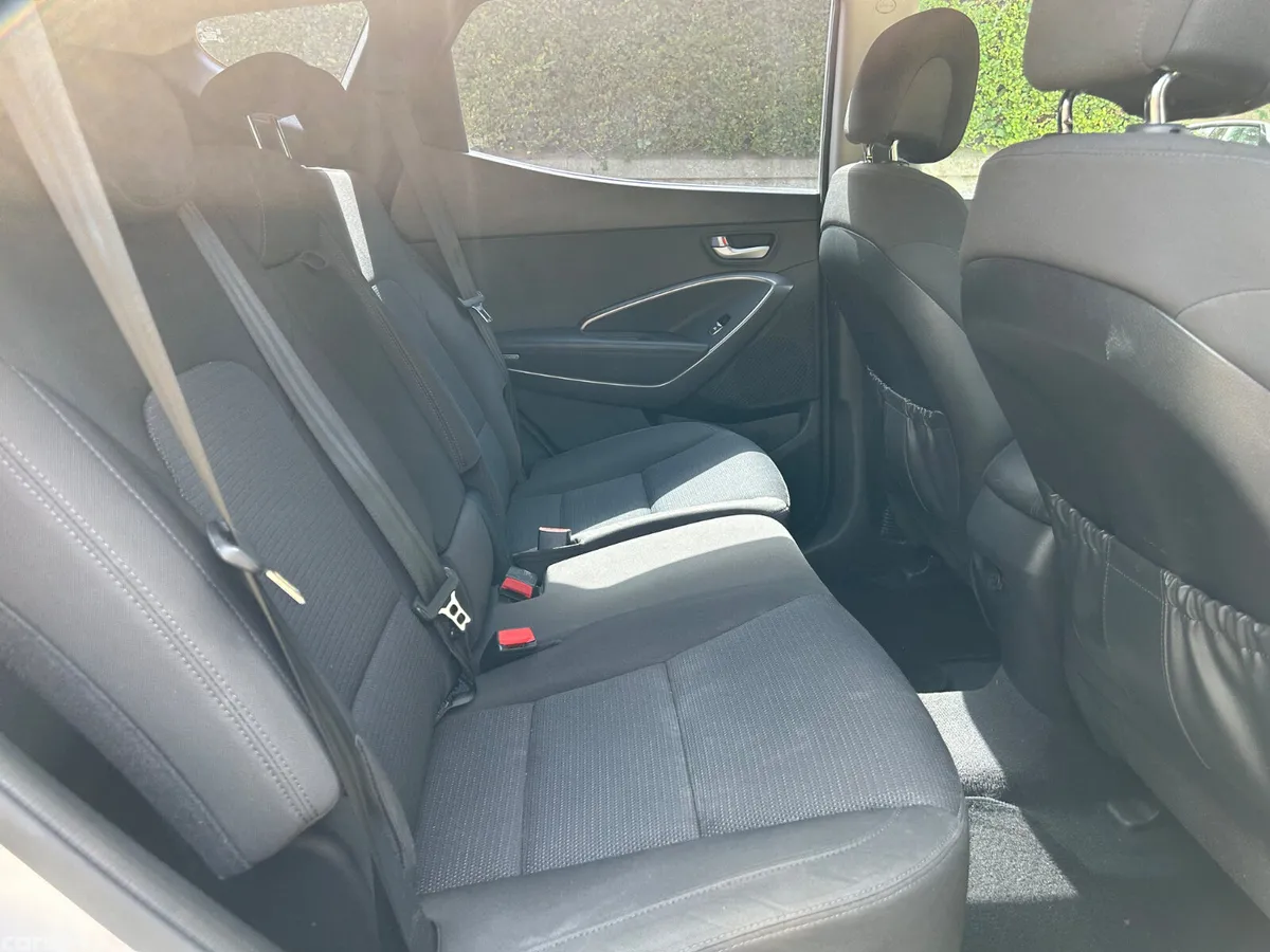 Hyundai Santa Fe SUV, Diesel, 2016, Silver