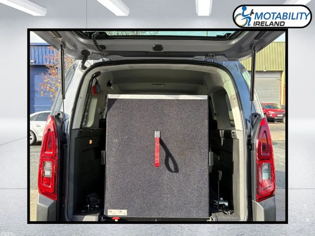 Citroen Berlingo MPV, Diesel, 2026, Grey