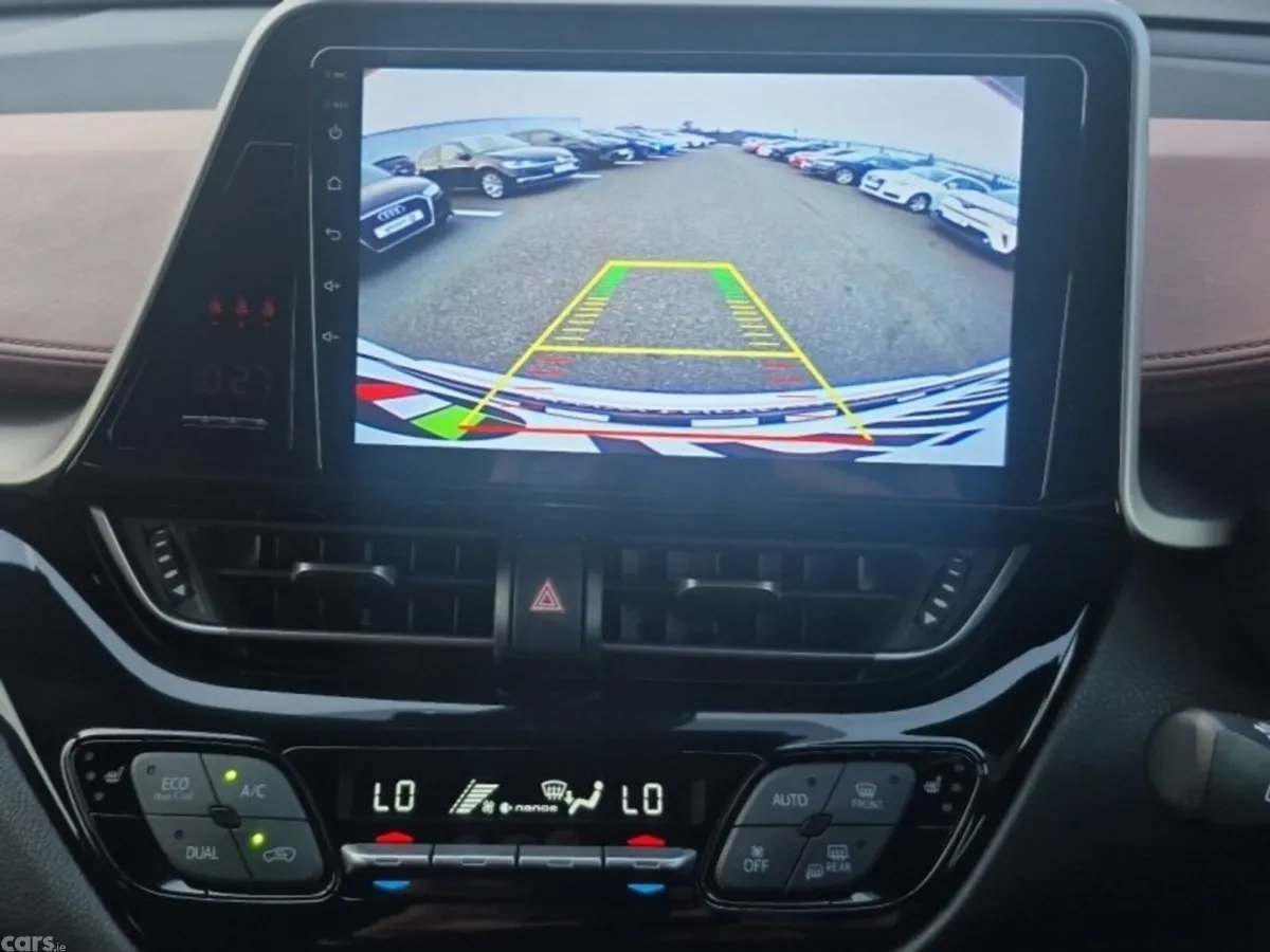 Toyota C-HR SUV, Petrol Hybrid, 2019, White