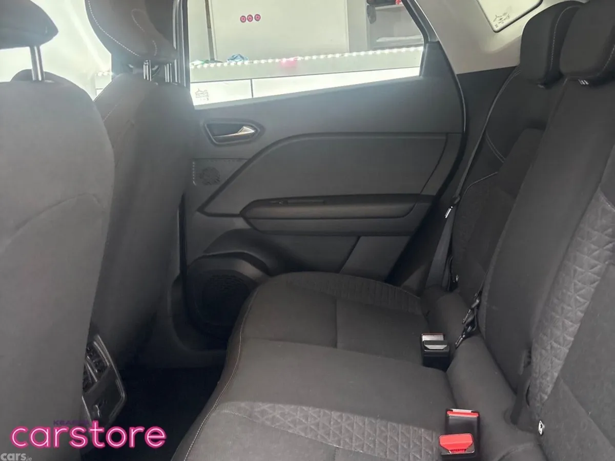 Renault Captur Hatchback, Petrol, 2024, Grey